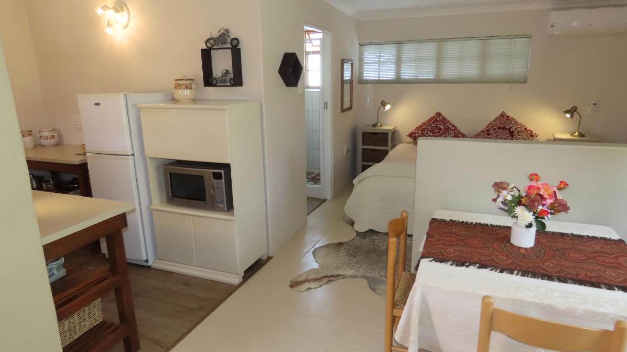 Anchorage Inn Guesthouse มอนตากู ภายนอก รูปภาพ